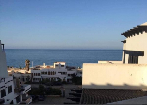 Appartement à Oued Laou (vue sur mer avec piscine)
